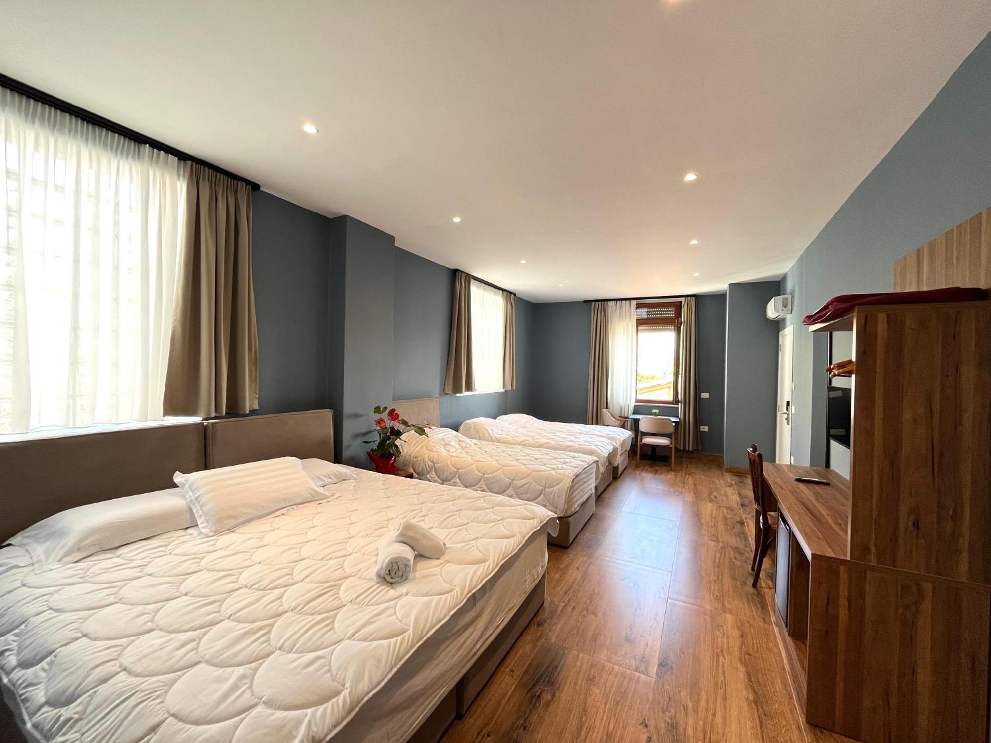 Gjuhadoli Hotel Restaurant ชโคเดอร์ ภายนอก รูปภาพ