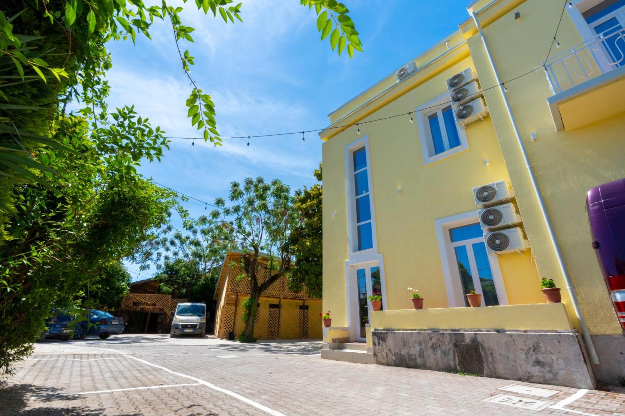 Gjuhadoli Hotel Restaurant ชโคเดอร์ ภายนอก รูปภาพ